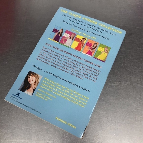 The Clique: Summer Collection: Alicia by: Lisi Harrison, paperback book - Picture 5 of 5